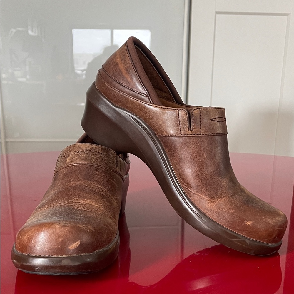 Ariat Brown Leather Mules